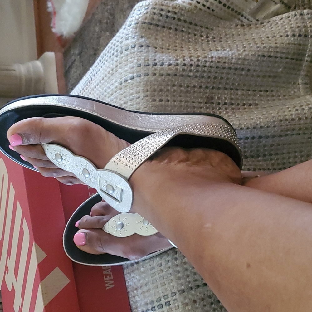 Extra comfortable and cute fitflop